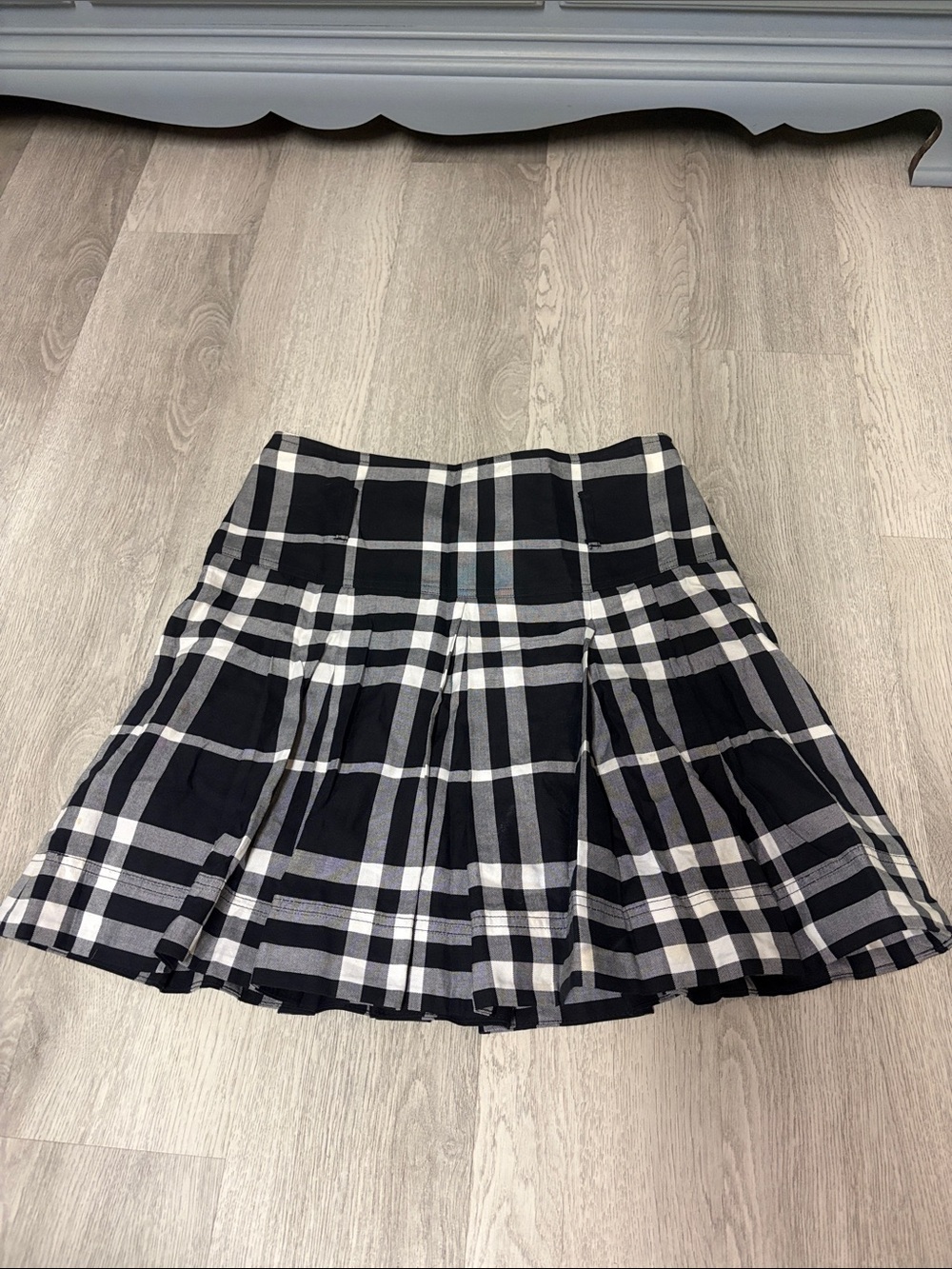 Burberry Black and White Plaid Pleated Skater Skirt
